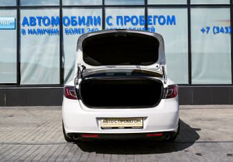 Подержанный автомобиль Mazda 6 Liftback 2008 года (20 фото)