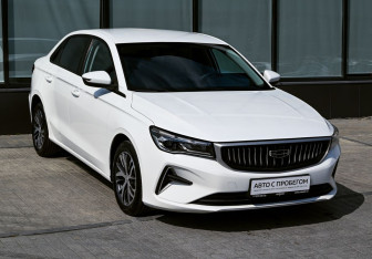 Подержанный автомобиль Geely Emgrand 2023 года (7 фото)