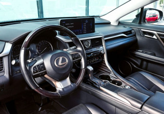 Подержанный автомобиль Lexus RX 2019 года (25 фото)
