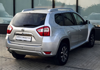 Подержанный автомобиль Nissan Terrano 2018 года (5 фото)