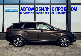 Подержанный автомобиль LADA (ВАЗ) Vesta Wagon 2019 года (6 фото)
