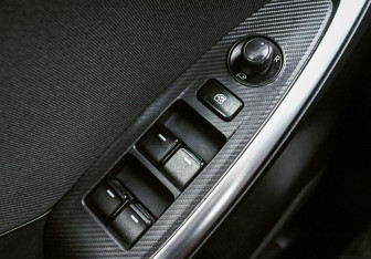 Подержанный автомобиль Mazda CX-5 2015 года (17 фото)