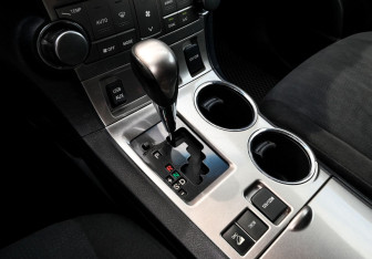 Подержанный автомобиль Toyota Highlander 2012 года (10 фото)