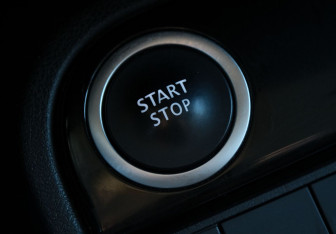 Подержанный автомобиль Renault Kaptur 2021 года (14 фото)