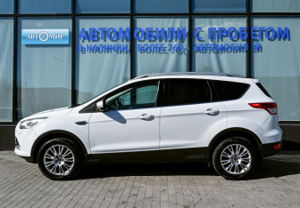 Подержанный автомобиль Ford Kuga 2014 года (2 фото)