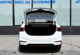 Подержанный автомобиль Hyundai Solaris Sedan 2018 года (20 фото)