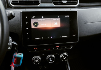 Подержанный автомобиль Renault Duster 2022 года (12 фото)