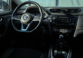 Подержанный автомобиль Nissan Qashqai 2021 года (11 фото)