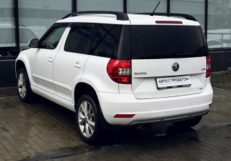 Подержанный автомобиль Skoda Yeti 2016 года (3 фото)