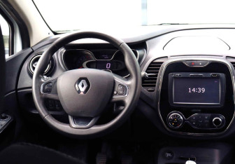 Подержанный автомобиль Renault Kaptur 2018 года (20 фото)