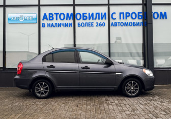 Подержанный автомобиль Hyundai Verna Sedan 2007 года (6 фото)