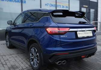 Подержанный автомобиль Geely Coolray 2021 года (3 фото)