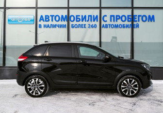 Подержанный автомобиль LADA (ВАЗ) XRAY 2018 года (6 фото)