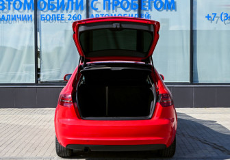 Подержанный автомобиль Audi A3 Hatchback 2009 года (18 фото)