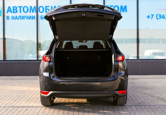 Подержанный автомобиль Mazda CX-5 2021 года (20 фото)