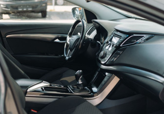 Подержанный автомобиль Hyundai i40 Sedan 2013 года (11 фото)