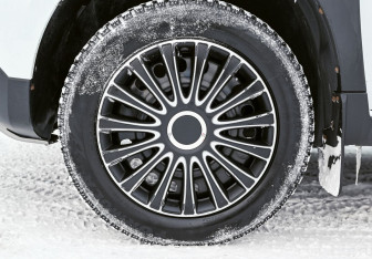 Подержанный автомобиль Renault Duster 2022 года (21 фото)