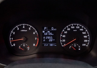 Подержанный автомобиль Hyundai Solaris Sedan 2018 года (18 фото)