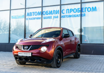 Подержанный автомобиль Nissan Juke 2012 года (1 фото)