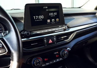 Подержанный автомобиль Kia Cerato Sedan 2020 года (10 фото)