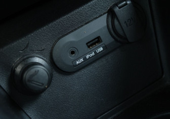 Подержанный автомобиль Kia Rio Sedan 2014 года (12 фото)