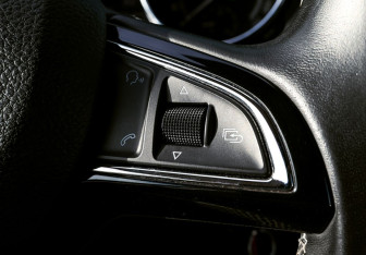 Подержанный автомобиль Skoda Yeti 2016 года (12 фото)