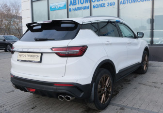 Подержанный автомобиль Geely Coolray 2021 года (5 фото)