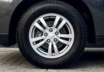 Подержанный автомобиль Mitsubishi Outlander 2013 года (20 фото)