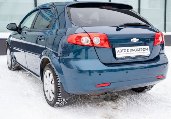 Подержанный автомобиль Chevrolet Lacetti Hatchback 2009 года (3 фото)
