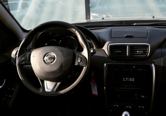 Подержанный автомобиль Nissan Terrano 2019 года (20 фото)