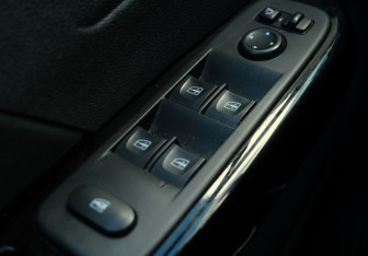 Подержанный автомобиль Renault Kaptur 2021 года (11 фото)