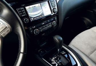Подержанный автомобиль Nissan Qashqai 2016 года (9 фото)