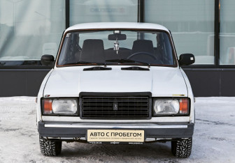 Подержанный автомобиль LADA (ВАЗ) 2107 1999 года (8 фото)