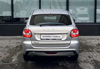 Подержанный автомобиль LADA (ВАЗ) Granta Liftback 2019 года (4 фото)