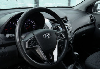 Подержанный автомобиль Hyundai Solaris Sedan 2016 года (9 фото)