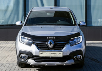 Подержанный автомобиль Renault Logan Sedan 2019 года (8 фото)