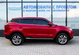 Подержанный автомобиль Geely Atlas 2021 года (6 фото)