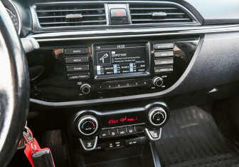 Подержанный автомобиль Kia Rio Sedan 2017 года (15 фото)