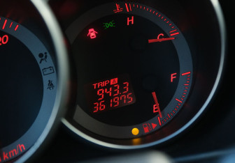 Подержанный автомобиль Mazda 3 Hatchback 2007 года (16 фото)