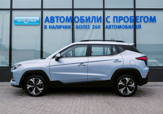 Подержанный автомобиль Москвич 3 2023 года (2 фото)
