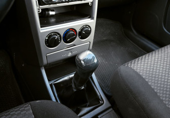 Подержанный автомобиль LADA (ВАЗ) Priora Hatchback 2013 года (9 фото)