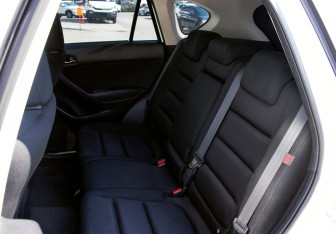 Подержанный автомобиль Mazda CX-5 2014 года (17 фото)