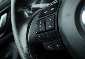 Подержанный автомобиль Mazda 3 Sedan 2014 года (13 фото)