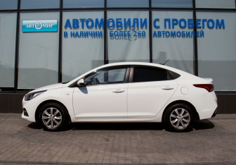 Подержанный автомобиль Hyundai Solaris Sedan 2018 года (2 фото)