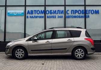 Подержанный автомобиль Peugeot 308 Wagon 2010 года (2 фото)