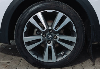 Подержанный автомобиль LADA (ВАЗ) Vesta Wagon 2018 года (17 фото)