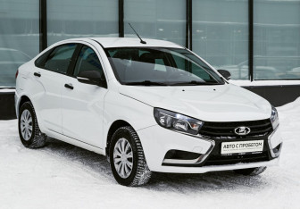 Подержанный автомобиль LADA (ВАЗ) Vesta Sedan 2021 года (7 фото)