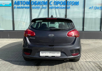 Подержанный автомобиль Kia Ceed Hatchback 2017 года (4 фото)