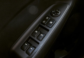 Подержанный автомобиль Kia Cerato Sedan 2015 года (12 фото)