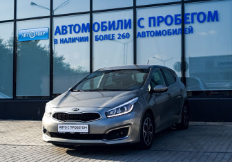 Подержанный автомобиль Kia Ceed Hatchback 2016 года (1 фото)